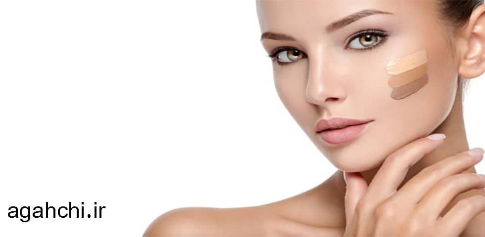 ماسیدن کرم پودر صورت