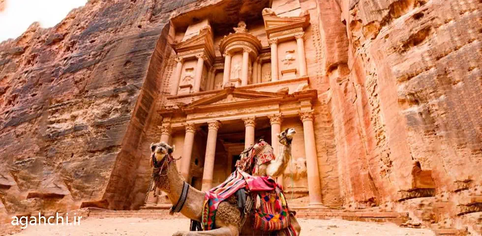 پترا یکی از مکان های دیدنی جهان است
