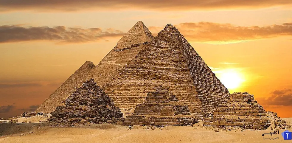 اهرام ثلاثه مصر